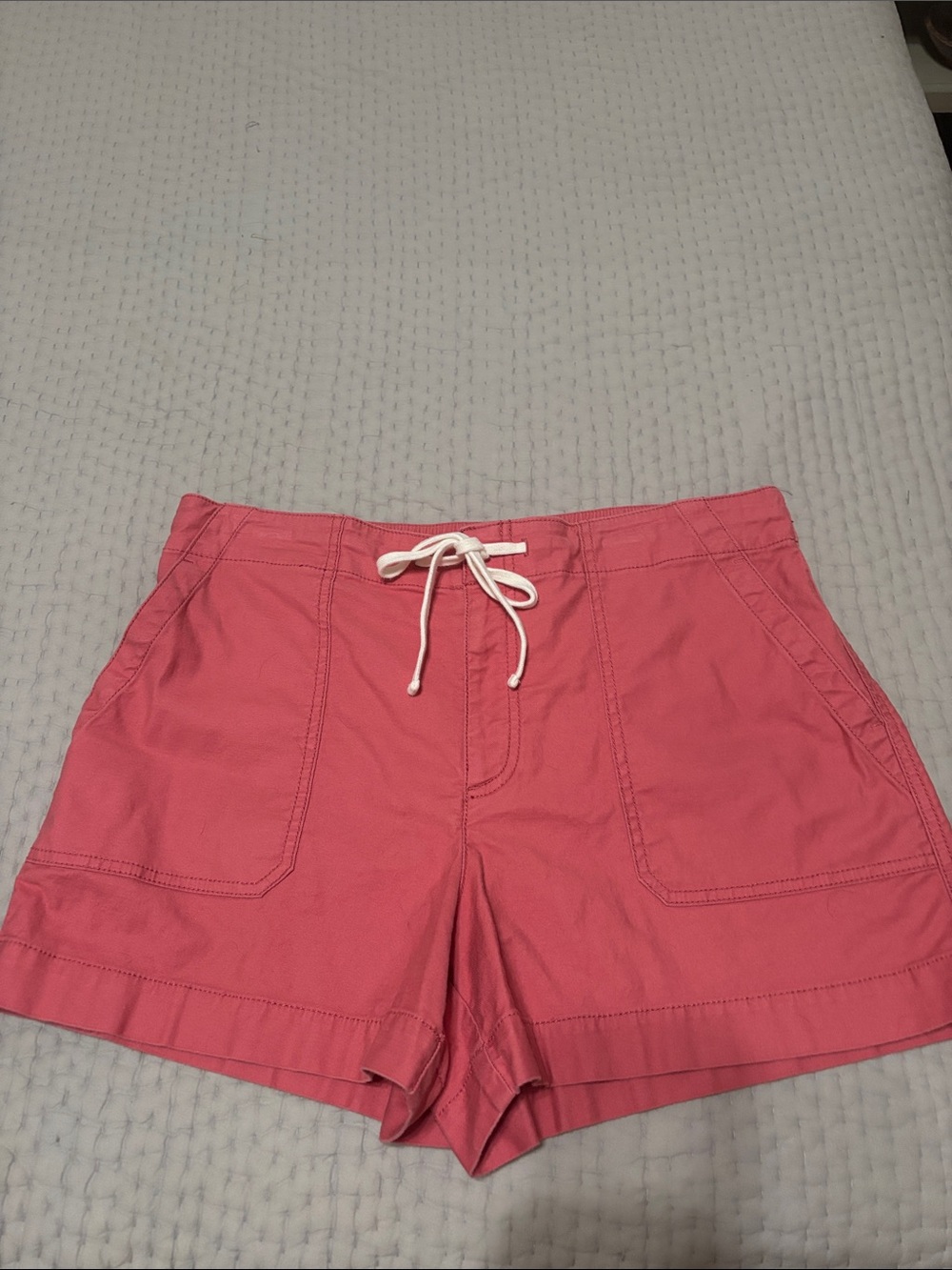 LOFT Coral Drawstring Pocket Athletic Shorts